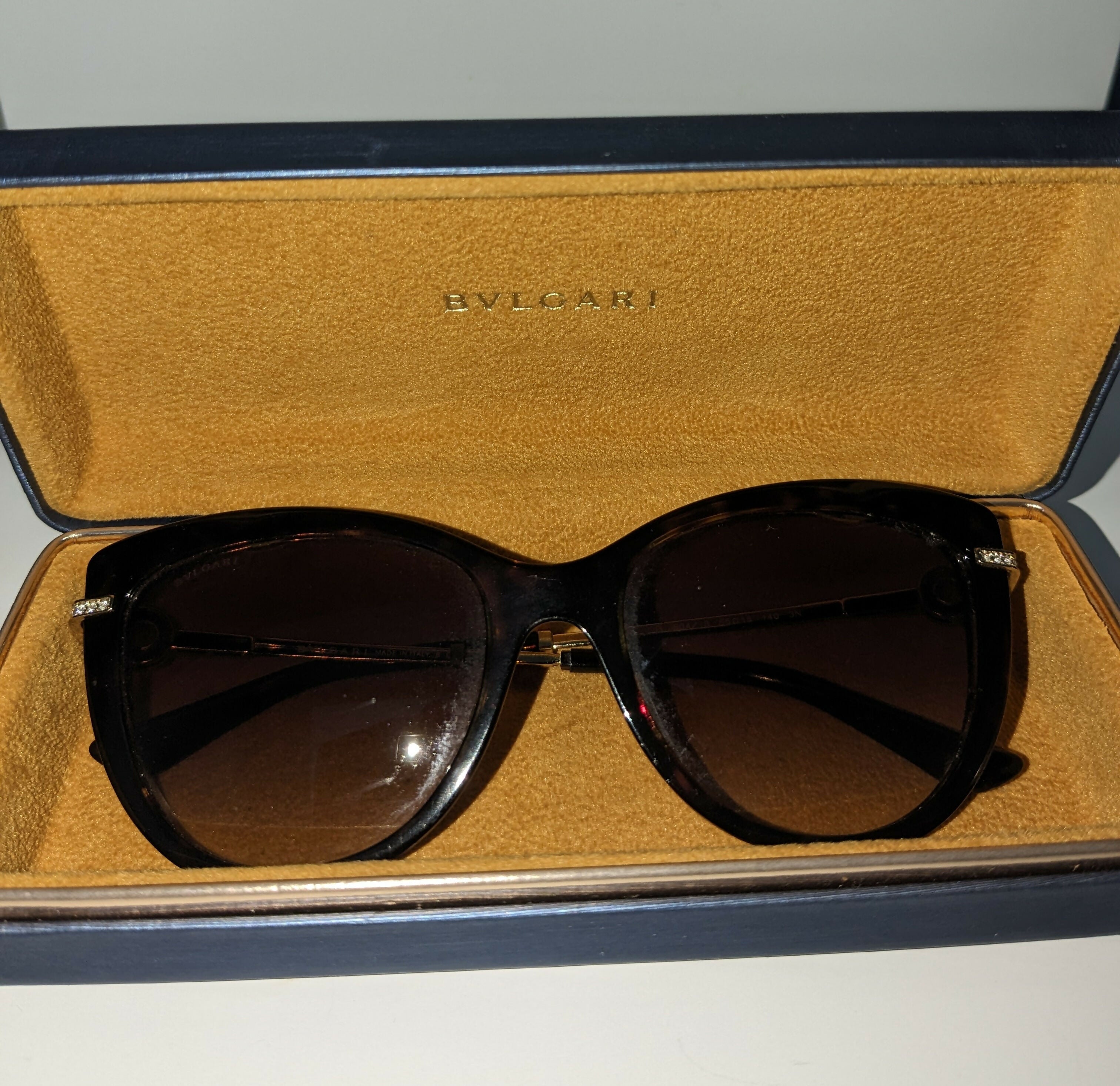 NEW DESIGNER BVLGARI SUNGLASSES