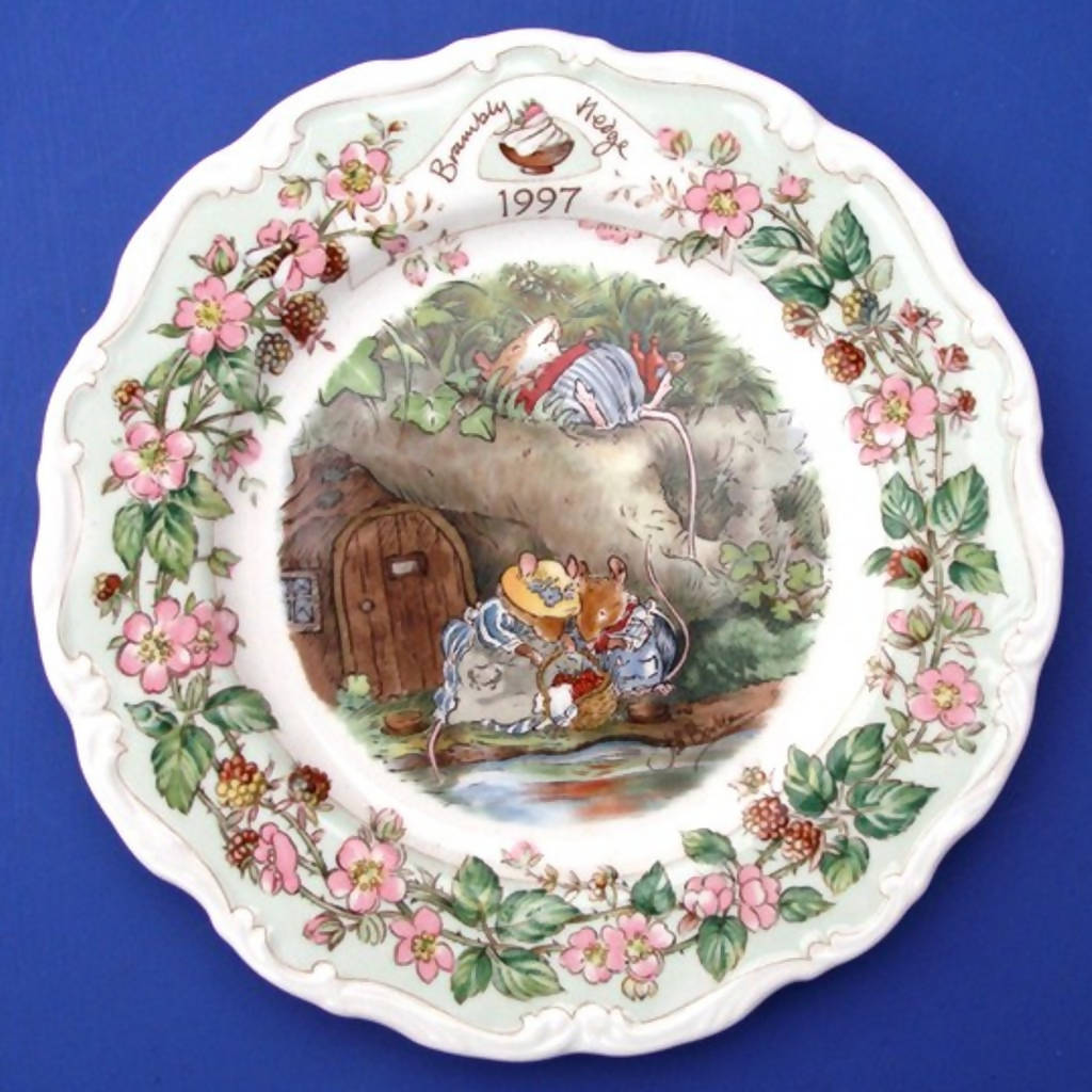 Royal Doulton Brambly Hedge 1997 Year Plate