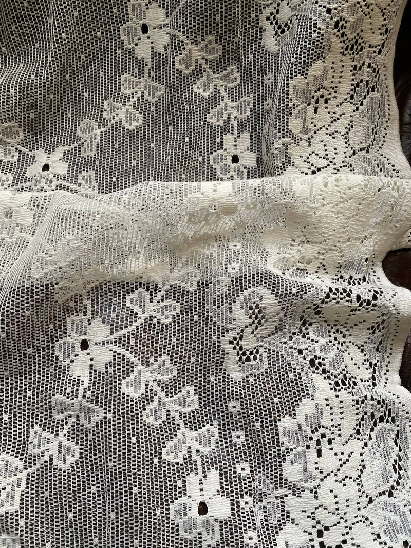 Country Cottage 27” cream cotton lace available off the roll per metre