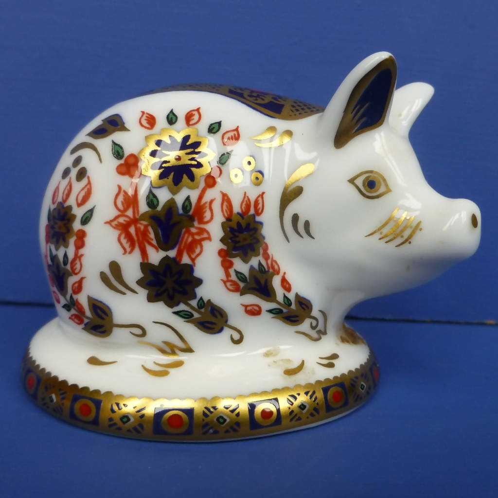 Royal Crown Derby Paperweight - Old Imari Piglet