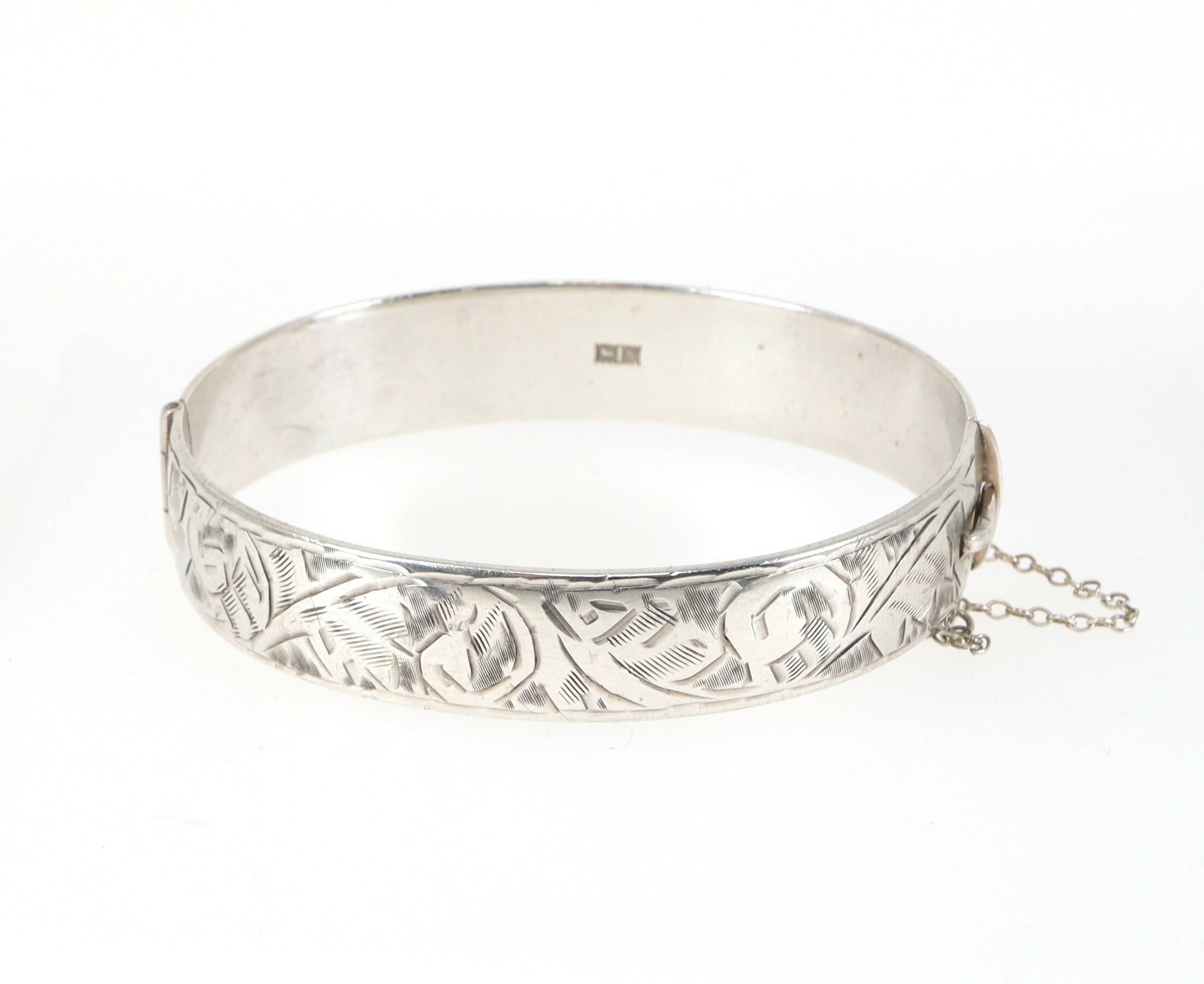 Vintage Solid Silver Bangle