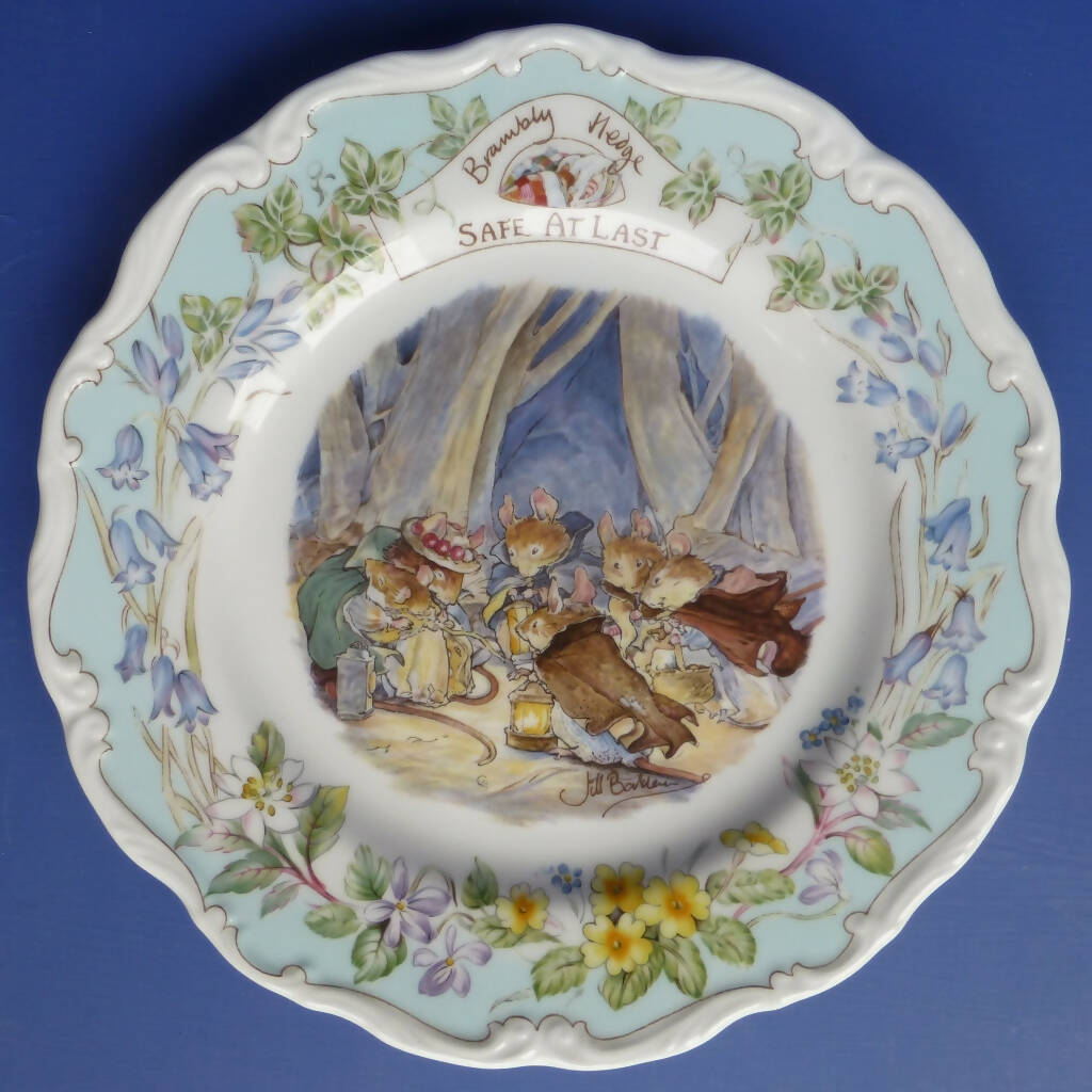 Royal Doulton Brambly Hedge Primrose's Adventure Plate - Safe At Last