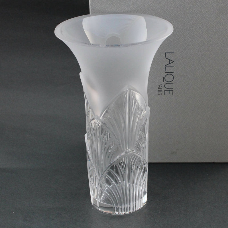 New Lalique: Lotus vase