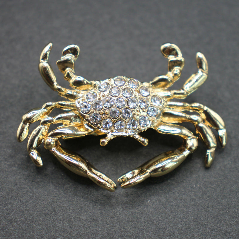 Crab brooch
