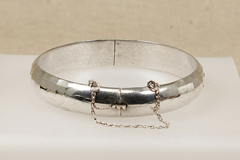 Vintage Silver Hinged Bangle