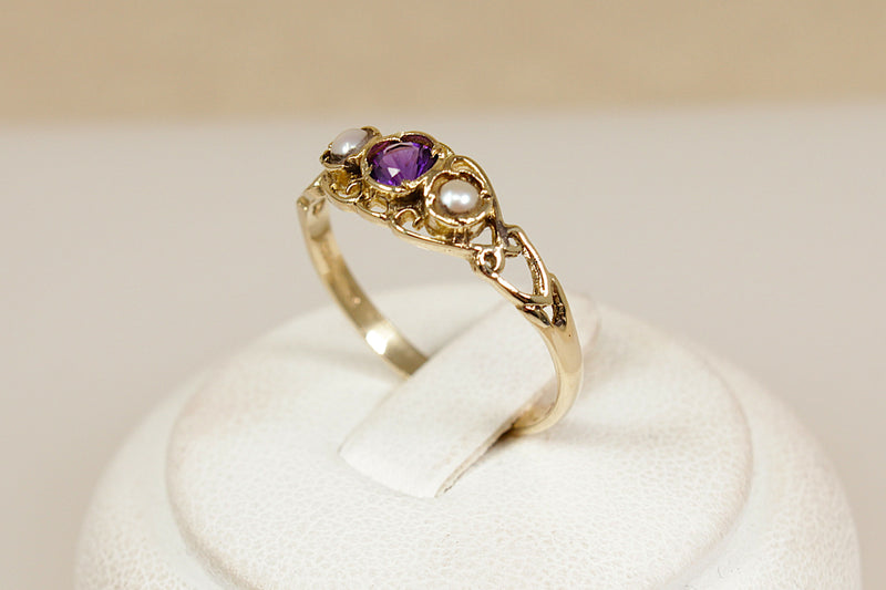 9ct Gold Amethyst & Seed Pearl Trilogy Ring