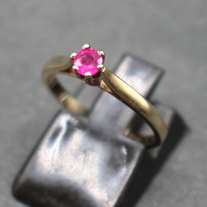 9ct-gold-ruby-solitaire-ring-25d014a
