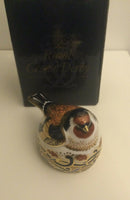 Royal Crown Derby Paperweight Goldfinch on a nest with gold stopper Original Box