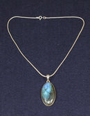 Stylish Sterling Silver & Labradorite Statement Pendant with 15-Inch Silver Snake Chain
