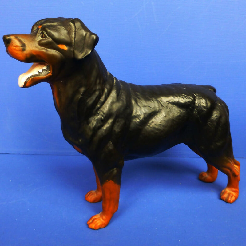 Royal Doulton Rottweiler Dog (Matt) DA99