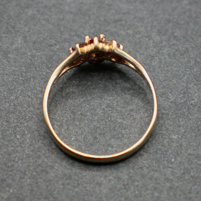 9ct gold ruby flower head cluster ring