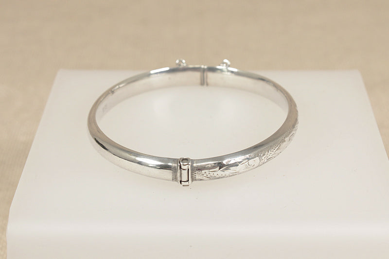 Vintage Silver Hinged Bangle 1972