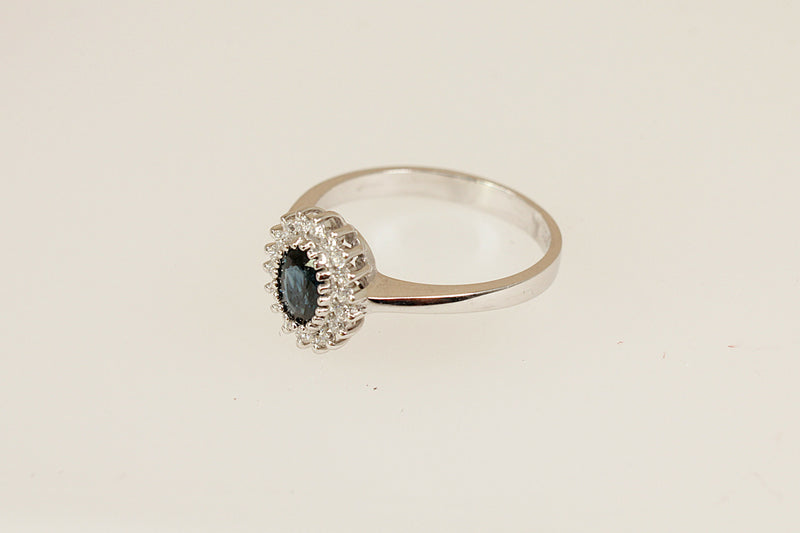 18ct White Gold Sapphire & Diamond ‘Diana’ Style Cluster Ring