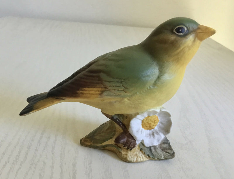 Beswick Greenfinch bird. Matt version. Model 2105B.