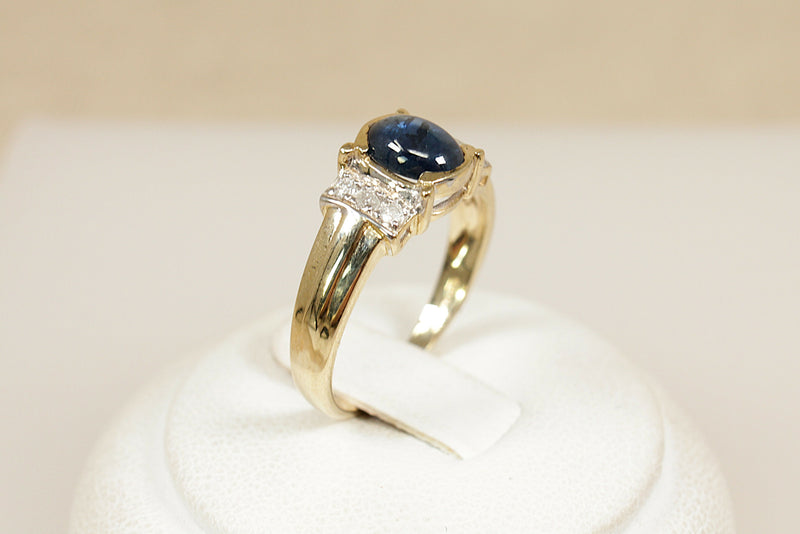 9ct Gold Cabochon Sapphire and Diamond Ring
