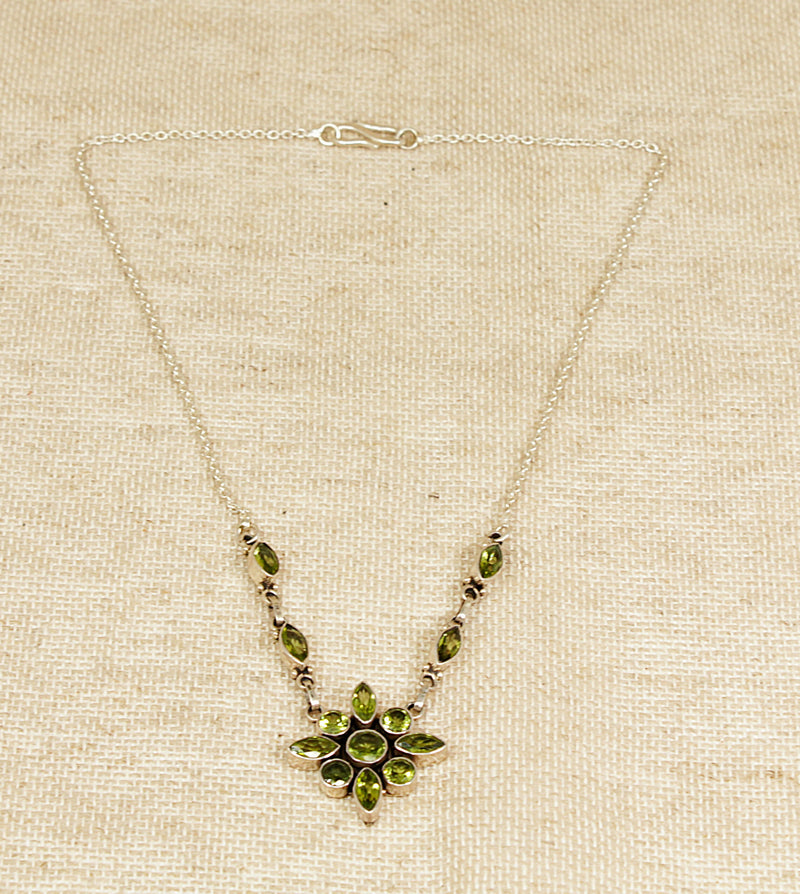 Silver & Peridot Necklet