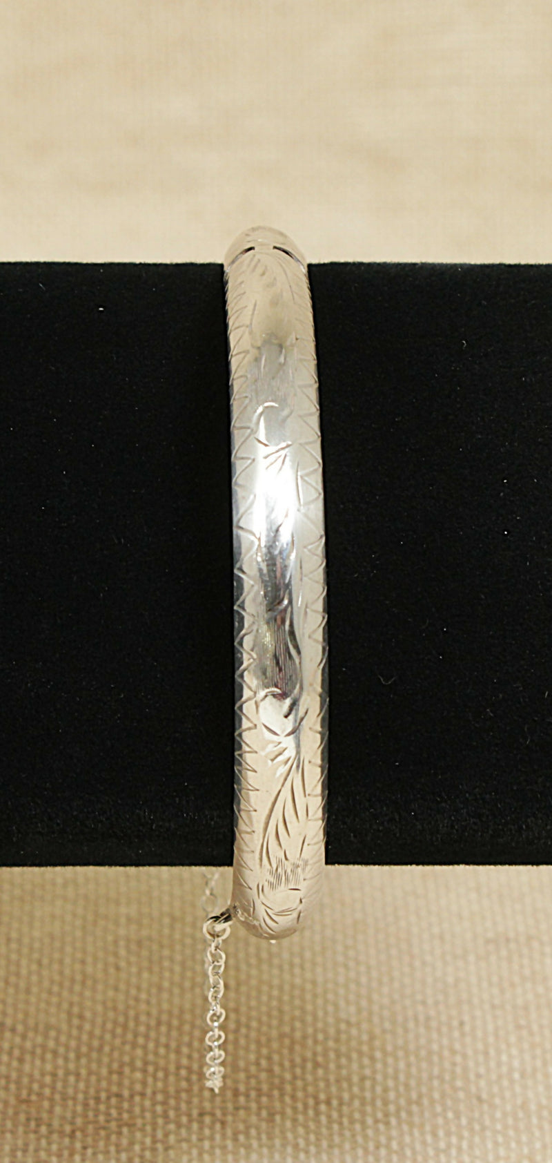 Vintage Silver Hinged Bangle