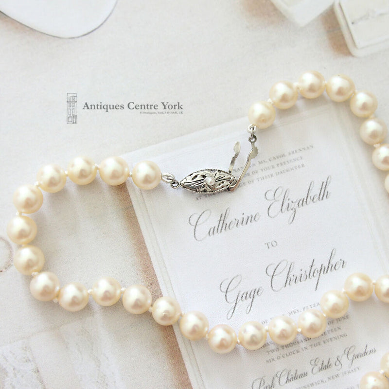 22" 7mm Cultured Pearl Necklace on Silver & Pearl Clasp