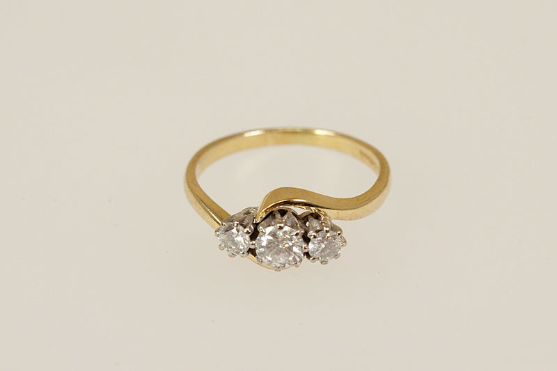 18ct Gold Diamond Trilogy Twist Ring
