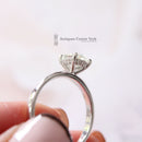 18ct White Gold Oval Diamond 1.02cts Solitaire