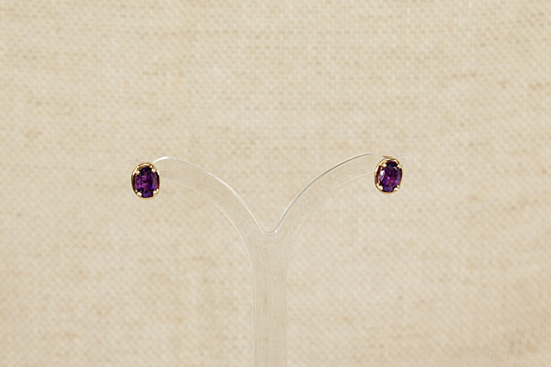 9ct Gold Amethyst Ear Studs