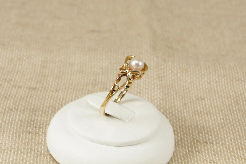 Vintage 9ct Gold & Pearl Ring