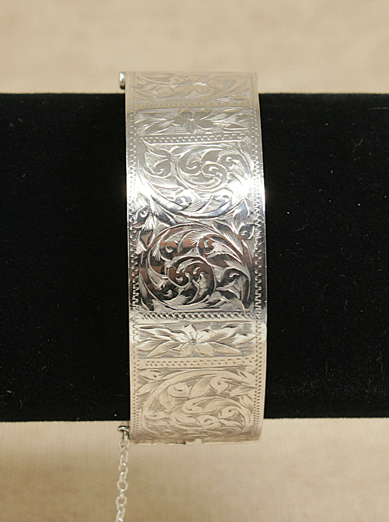 Vintage Silver Hinged Cuff Bangle