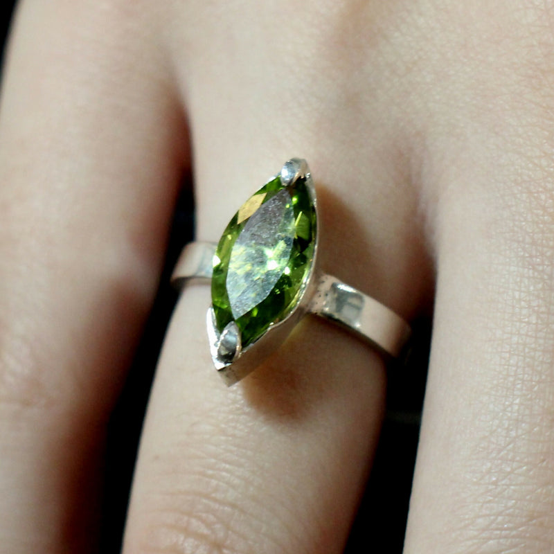 Jake-marquis-cut-peridot-silver-ring-24j018a