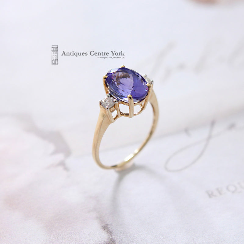 18ct Tanzanite & Diamond 3 Stone Ring