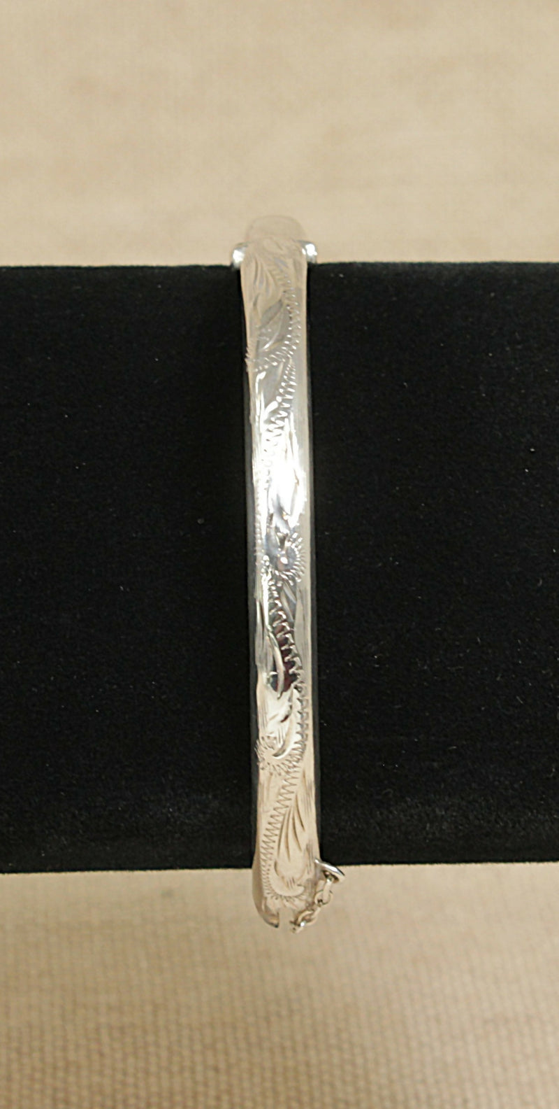 Vintage Silver Hinged Bangle 1971