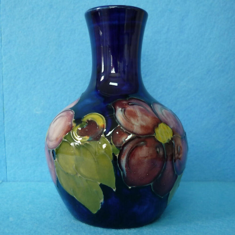 A Moorcroft Vase c1949-1983 in the Clematis Pattern (Ht. 5 inch)