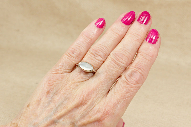 Silver & MOP Elipse Ring