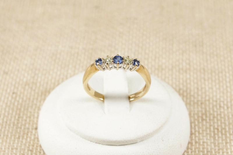 9ct Gold Blue Topaz & Diamond Ring