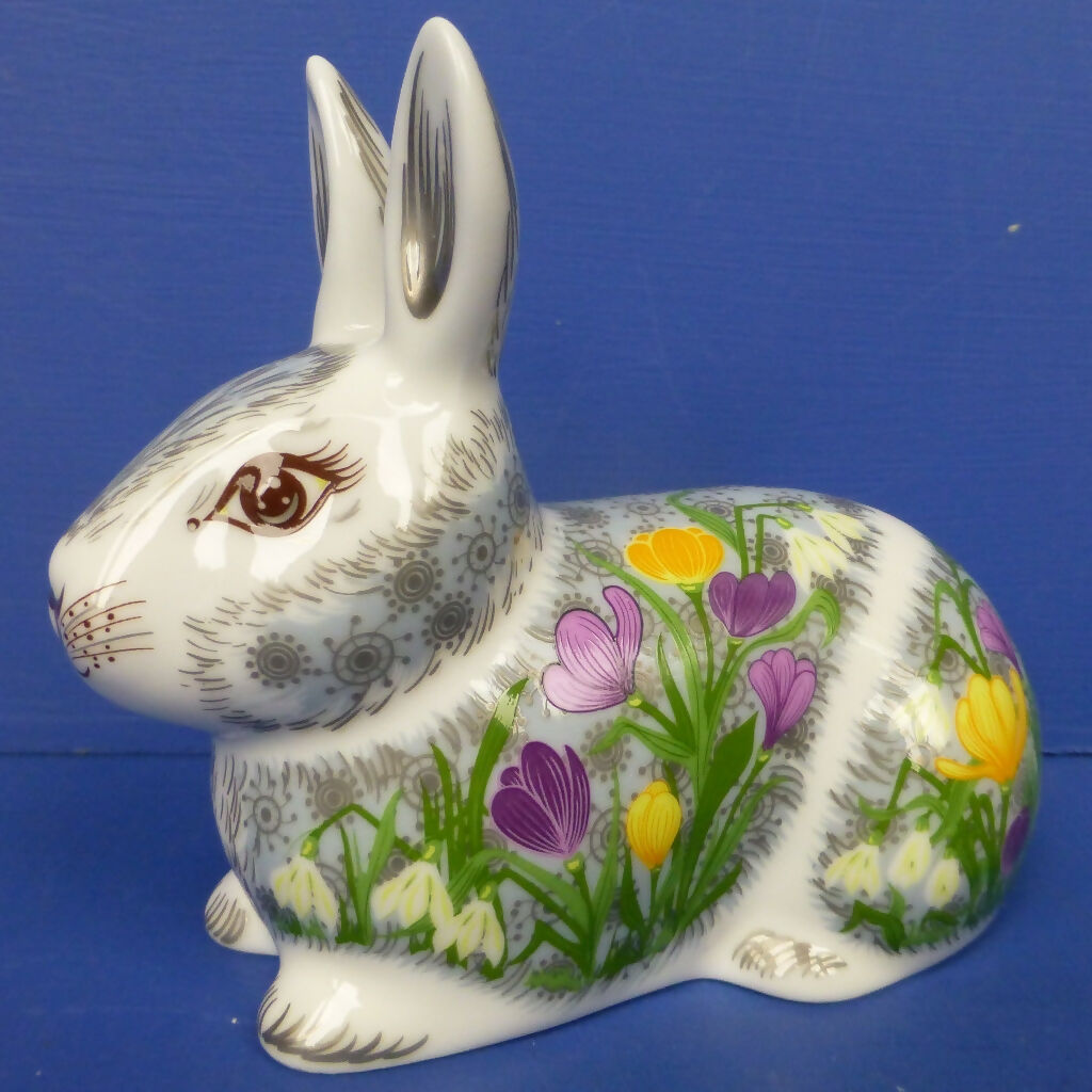 Royal Crown Derby Paperweight - Springtime Bunny (Boxed)