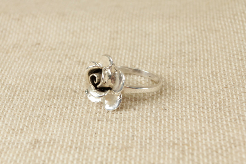 Vintage Silver Rose Ring