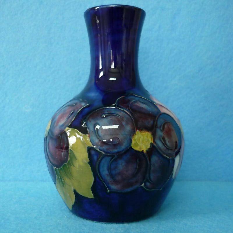 A Moorcroft Vase c1949-1983 in the Clematis Pattern (Ht. 5 inch)