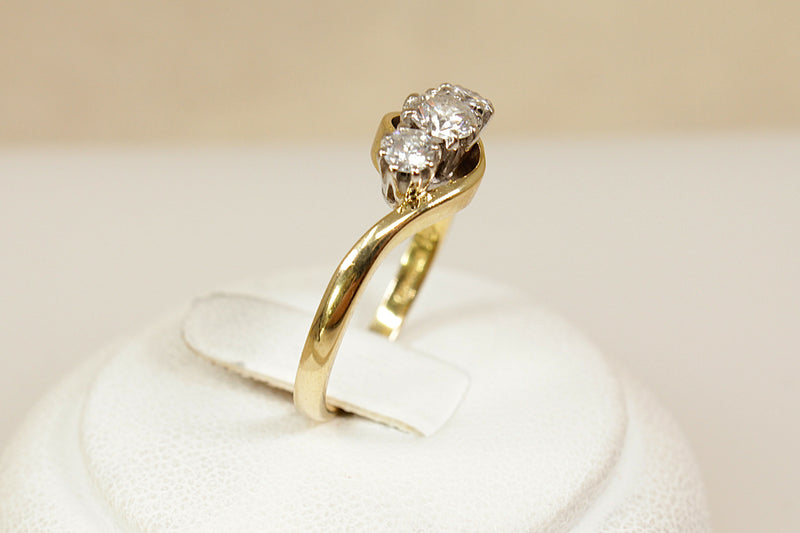 18ct Gold Diamond Trilogy Twist Ring