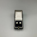 9ct Gold and Pearl stud earrings