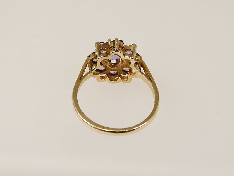 9ct Gold & Amethyst Cluster Ring