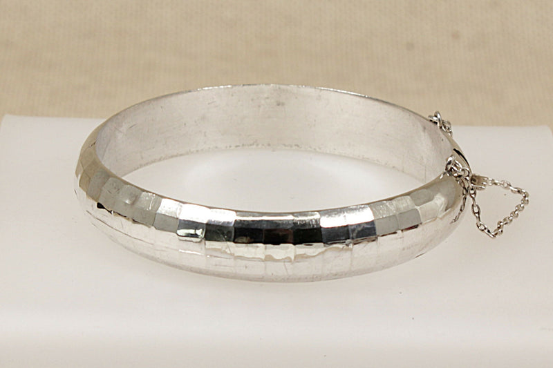 Vintage Silver Hinged Bangle