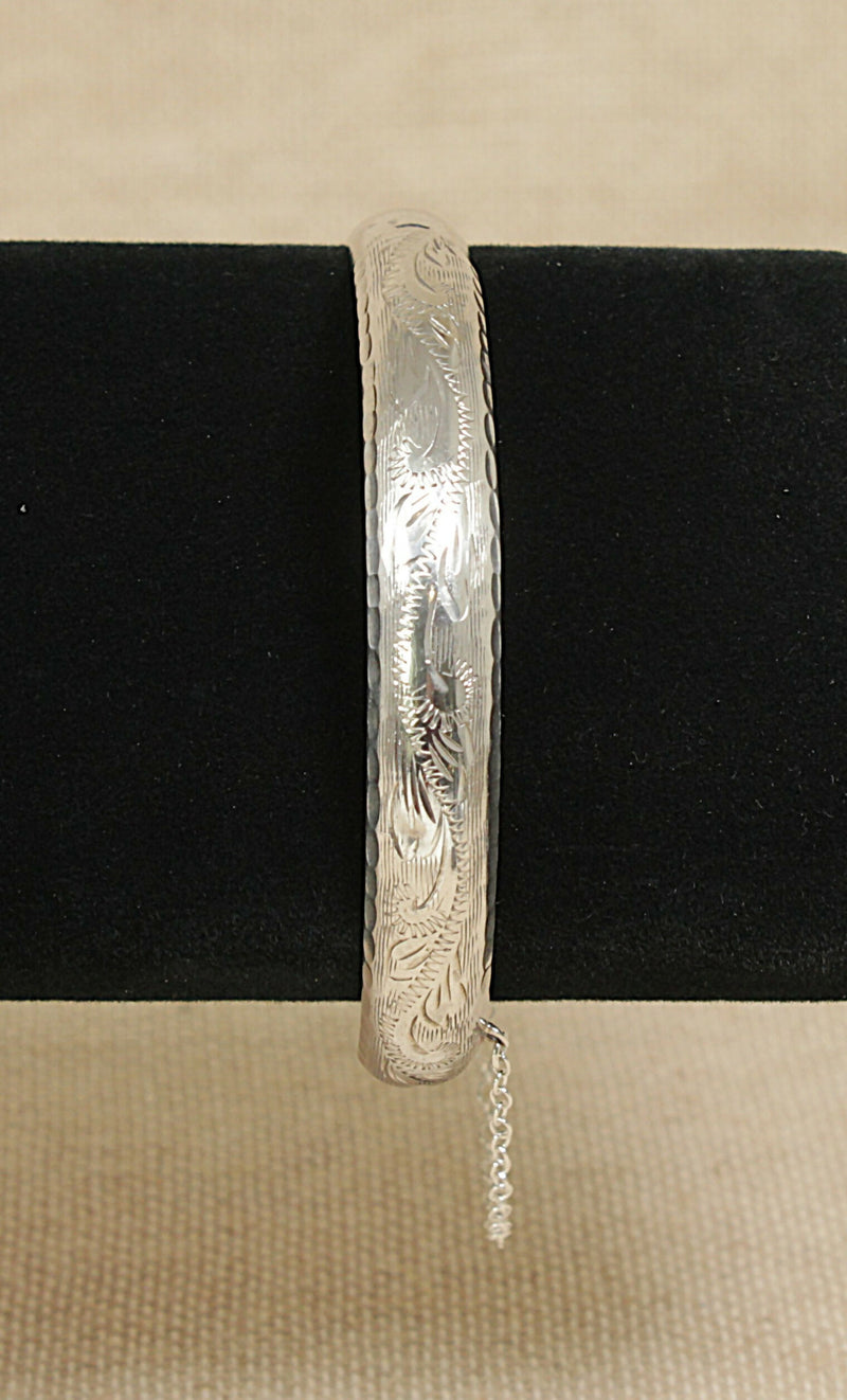 Vintage Silver Hinged Bangle