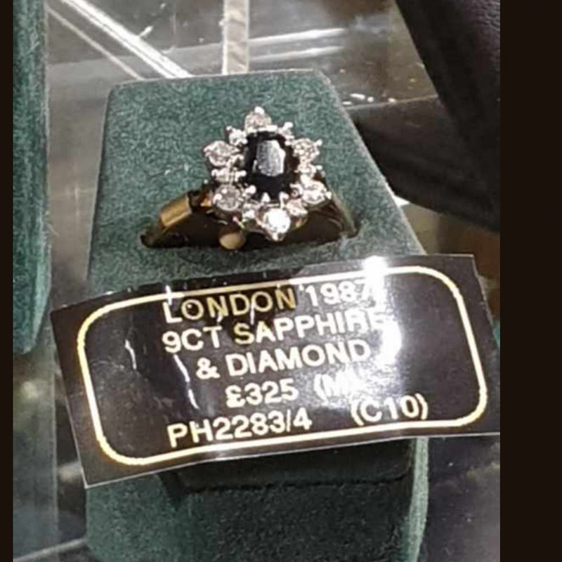 London 1987 9ct Sapphire & Diamond Ring M