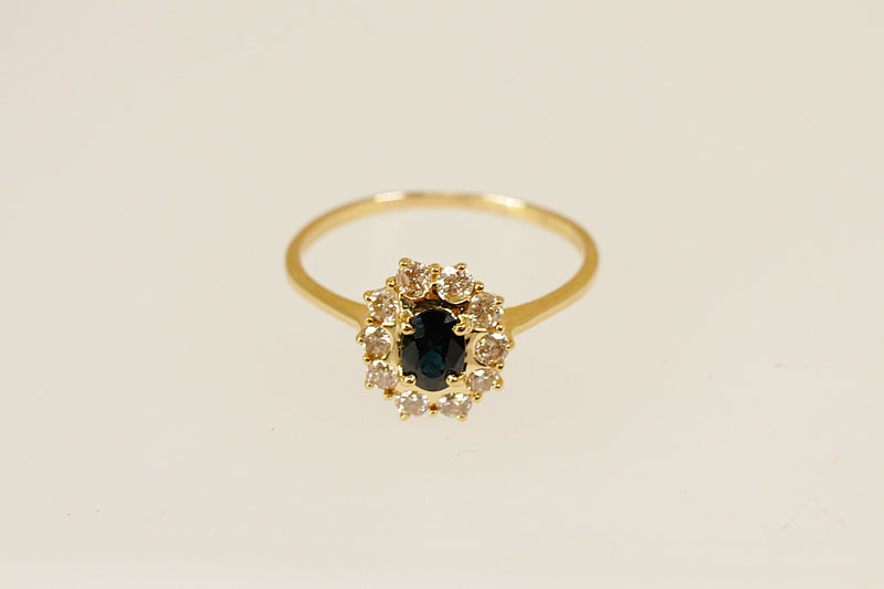 18ct Gold Sapphire & Diamond ‘Diana’ Style Cluster Ring