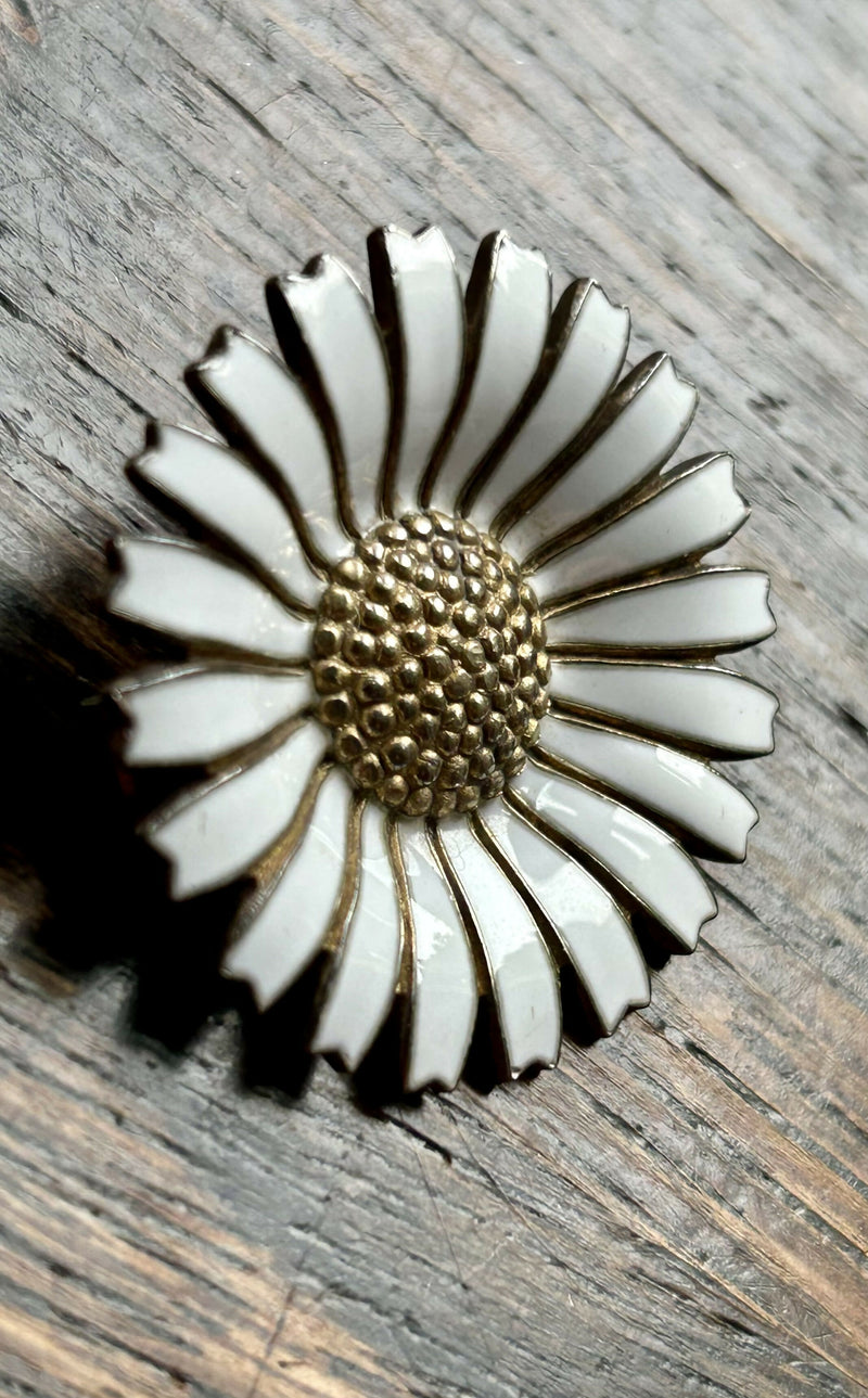 Modern Mid Century Anton Michelson Sterling Silver Gilt Daisy White Enamel Brooch