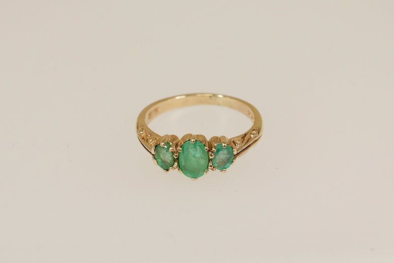 9ct Gold Emerald Trilogy Ring