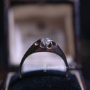 Victorian 15ct Gold Old Mine Cut Diamond Gypsy Solitaire Size T