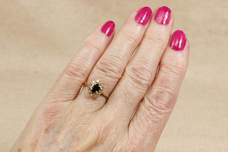 18ct Gold Sapphire & Diamond ‘Diana’ Style Cluster Ring