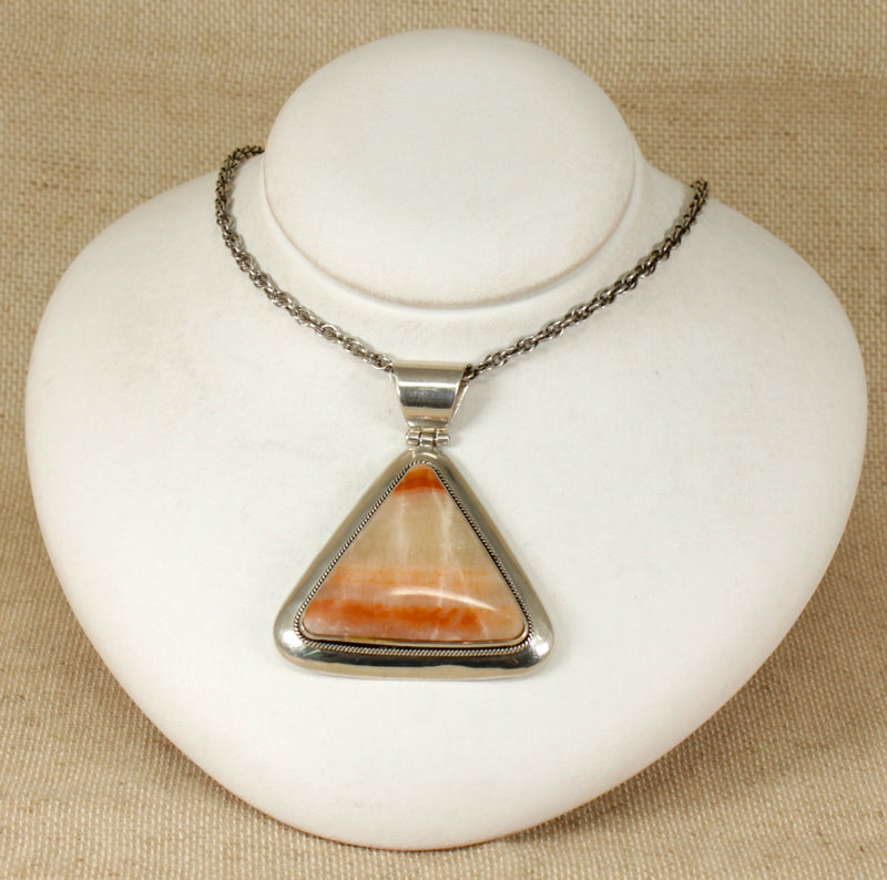 Silver and Agate Designer Pendant & Chain