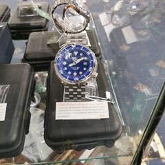Steel Dive Royal Blue Dial Tuna Seiko watch