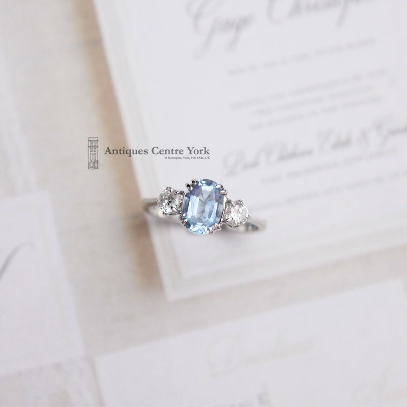18ct White Gold Aquamarine & Diamond 3 Stone 0.35ct